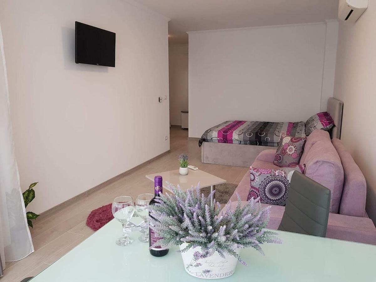 Brand New Apartment In Rebreanu Towers Residence 蒂米什瓦拉 外观 照片